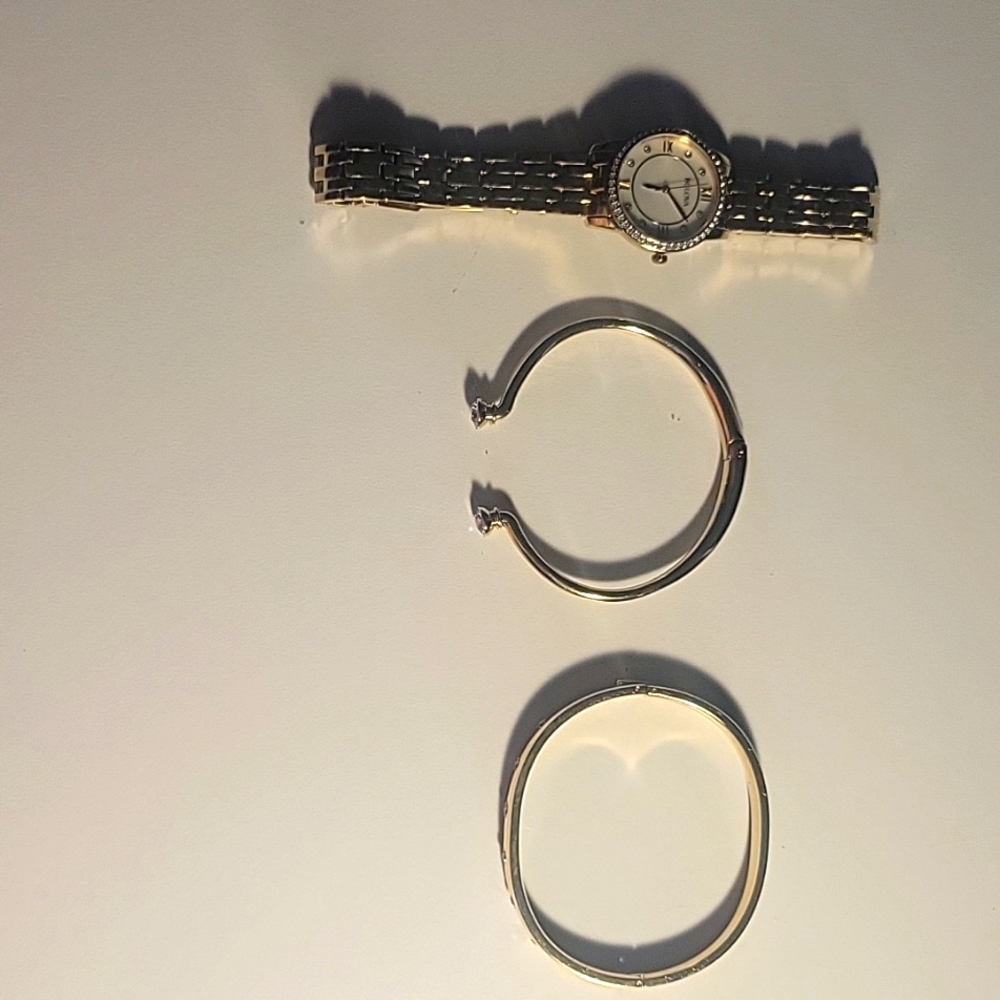 COPY - Ladies Bulova Gold Watch